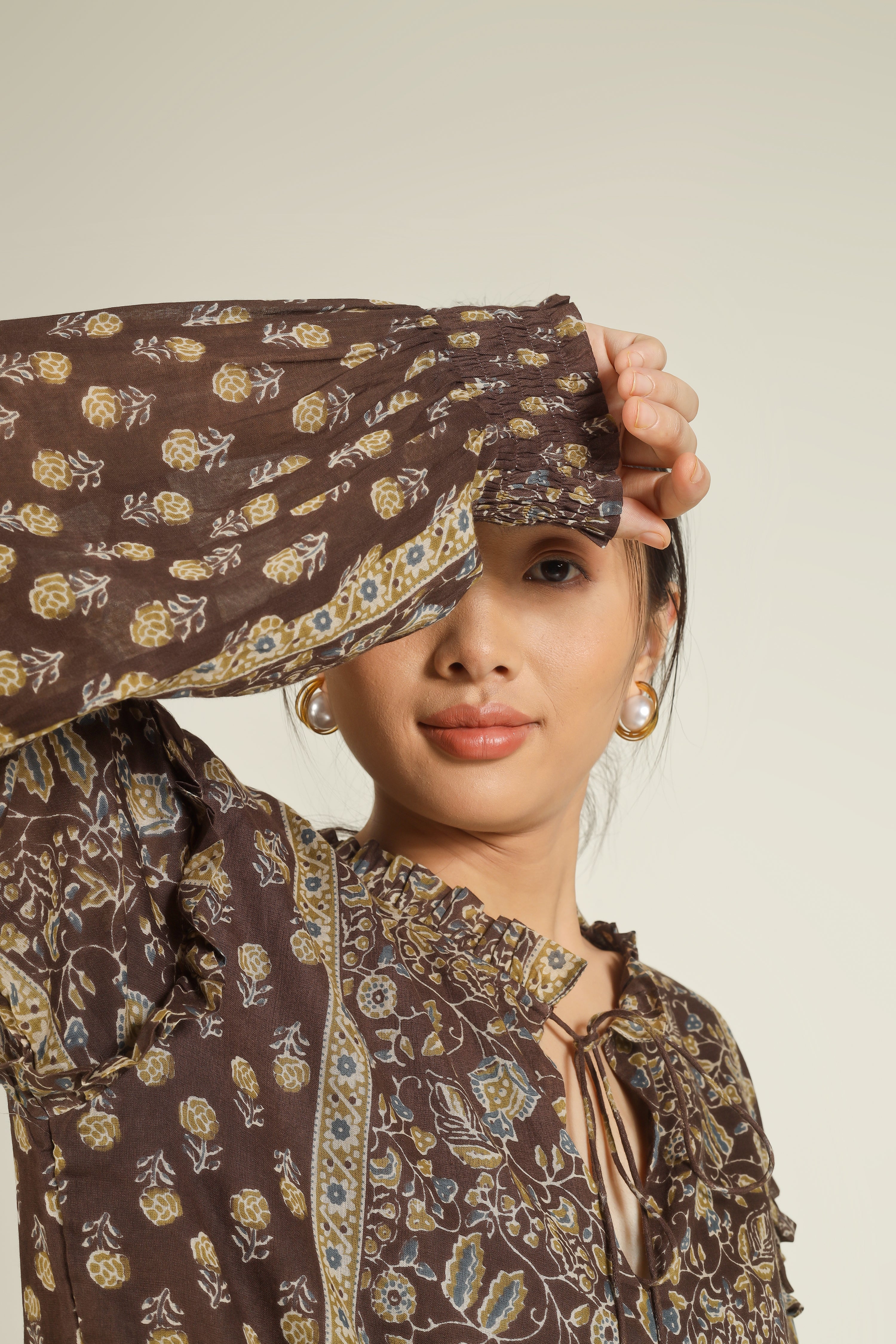 Brown Anti -Fit Ruffle Collar Top